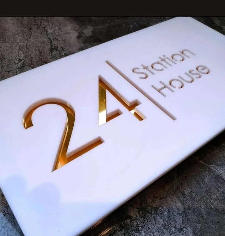 Placa em acrilico 13.jpeg