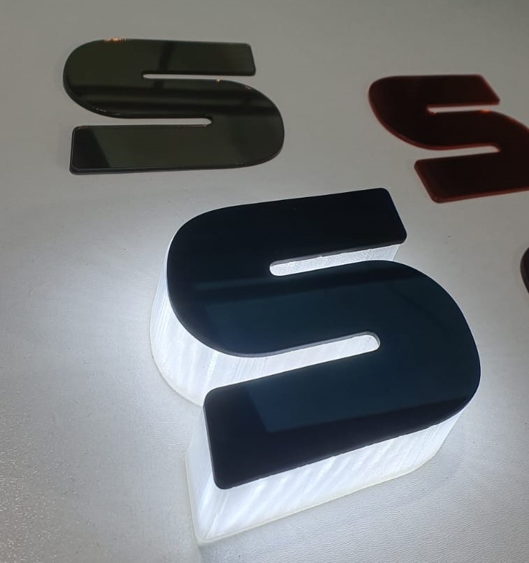 Letra caixa led.jpeg