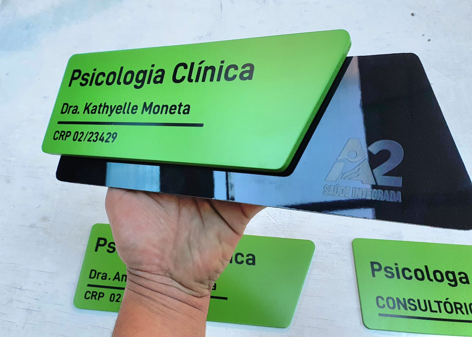 placa de escritorio, placa de clinica, placa de porta, placa consultorio, placa identificação, placa personalizada. placa personalizada zona sul